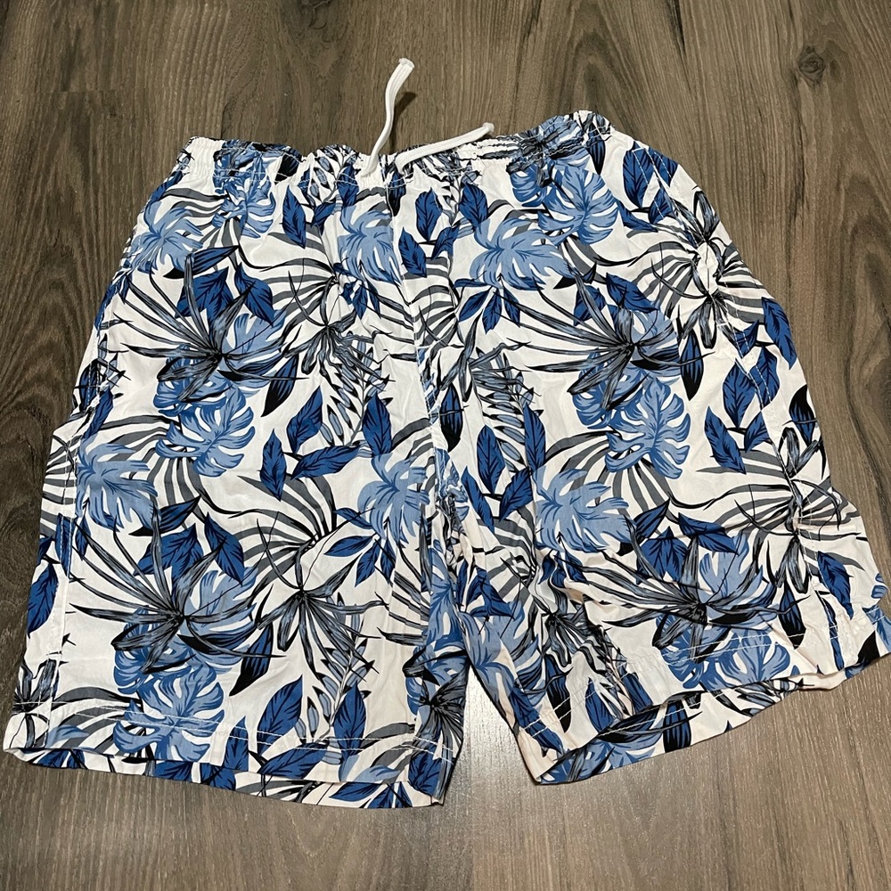 Free Planet Shorts